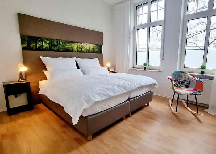 135M²-Apartment I Max. 8 Gaeste I Zentral I Kueche I Balkon I Parken I Wlan