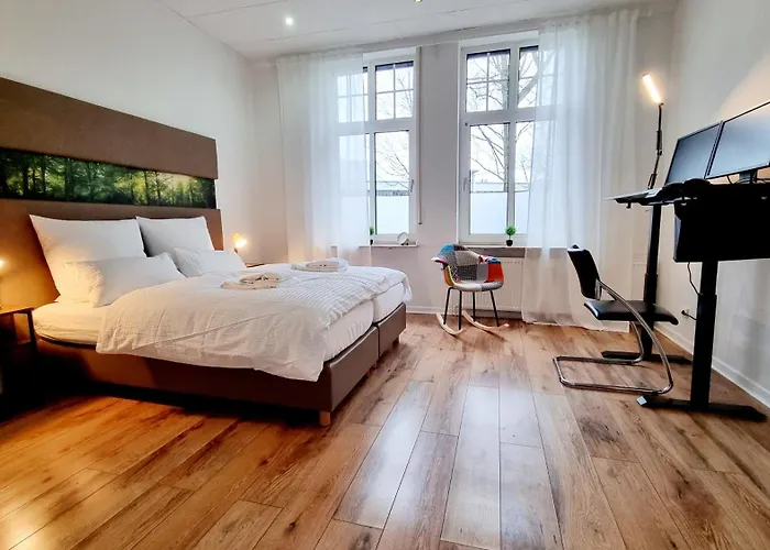 135M²-Apartment I Max. 8 Gaeste I Zentral I Kueche I Balkon I Parken I Wlan